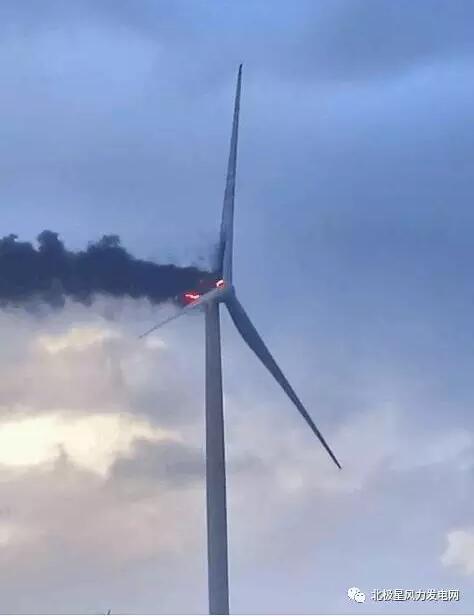 上周五晚，MHI-Vestas 一臺 V164-8MW海上樣機在丹麥歐斯特里爾德發(fā)生著火事故。所幸無人傷亡