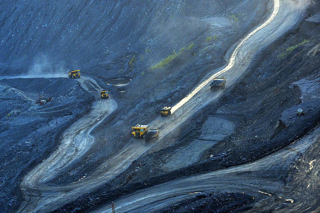 
            	即將就任的荷蘭政府計劃到2030年關(guān)閉所有燃煤電廠。荷蘭擬到2030年關(guān)閉所有燃煤電廠荷蘭剩余的五座燃煤電廠備受爭議，因為電廠建設(shè)斥資數(shù)十億歐元，但只有三座近來才完工
