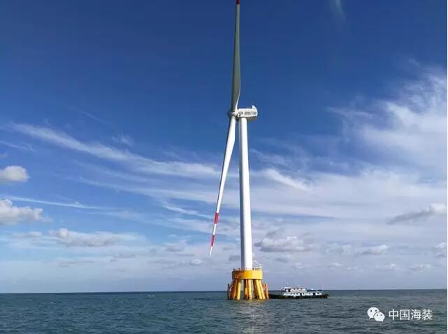 　　9月8日，中國海裝華能如東海上風電項目20臺5MW機組全部完成調(diào)試并網(wǎng)。


　　
　　華能如東300MW海上風電項目于2016年4月開始建設，其中安裝20臺“海裝造”5MW風電機組