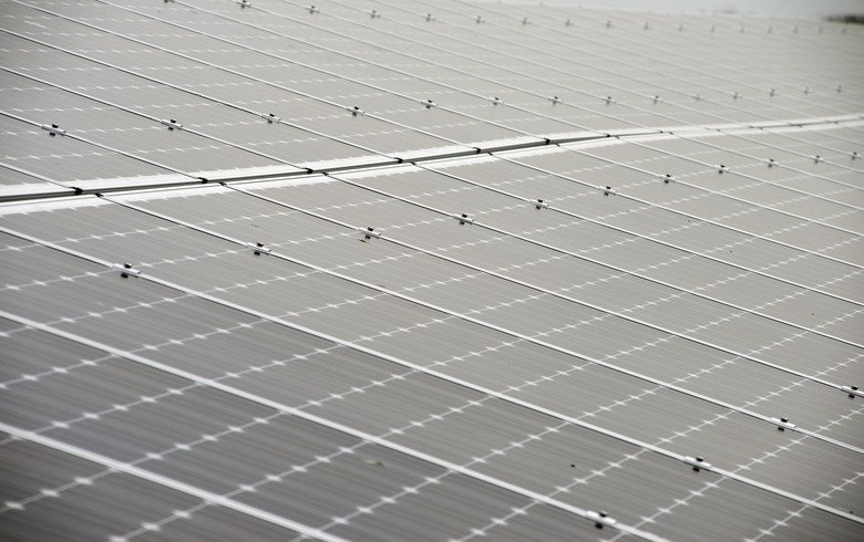                 	                    	经济时报报道，印度太阳能开发商Acme清洁技术解决方案公司（Acme Cleantech Solutions）已向法院就支付金奈港口太阳能电池板和组件的进口关税提起申诉。		印度太阳能开发商Acme就进口关税提起申诉	Acme已经向马德拉斯高等法院对金奈海关官员提起诉讼