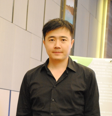 原标题:找煤网:建行业桥梁 模式创新升级煤炭行业 ——访找煤网创始人兼CEO 杨刚 煤炭作为我国的基础能源,在未来相当长的一段时间内仍将于国内能源消费结构中占据头把交椅。煤炭产业作为我国重要的能源支柱产业,有力地支撑了国民经济与社会的平稳发展