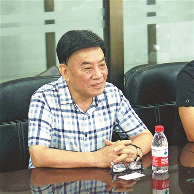 　　成立于1958年的宁波水表厂，已运营了60个春秋。从销售额数千万元的传统水表制造企业，到年收入超过8亿元、净利润超过1亿元的全球水计量领域龙头品牌，宁波水表保持了创建以来连续数十年未亏损的&ldquo;奇迹&rdquo;