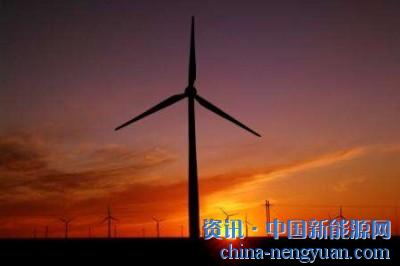                                                                                                                                                 	　　环境问题日益突出的当下，资本该担当怎样的角色？要治理、要清洁、要能效，哪哪都需要钱。多数绿色产业属于重资产行业，绿色事业的发展离不开金融支持，而绿色金融简言之就是解决环境问题的资本体系