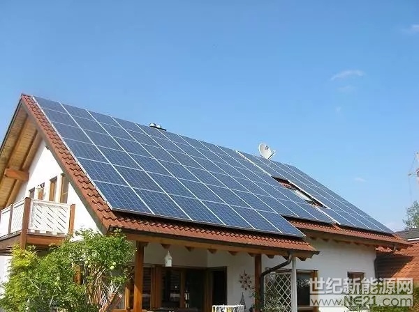 美国市场研究机构Navigant Research日前发布全球分布式能源(DER)技术报告称,2017年,全球分布式能源装机容量约为132.4吉瓦,预计到2026年这一数据将增至528.4吉瓦。
报告中称,技术进步、商业模式创新、政策法规调整以及可持续性等需求已经将分布式能源纳入能源基础设施未来部署的核心