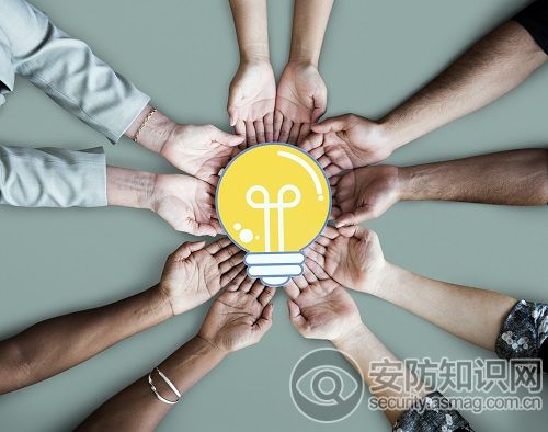            	回顾一、“全网智能”升级在安防领域，华为秉承工匠精神，以创新驱动，质量引领，不断提升解决方案的能力和实践水平。今年度，华为在安防、大数据、物联网解决方案等方面取得全面突破进展