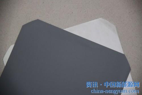                                                                                                                                                 	　　中国的单晶硅片产能在2018年底即将超过60GW。按照隆基绿能的规划，2018年单晶硅片产能将达到25GW，而这一数据与目前全球最大的多晶硅片供应商&mdash;&mdash;保利协鑫的产能几乎相当
