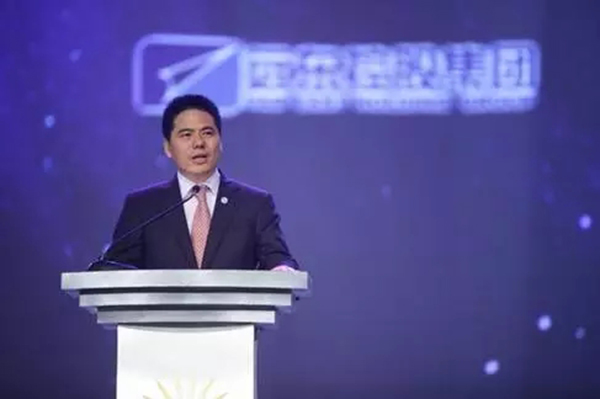                 	                    	随着互联网的快速渗透，现在的商业环境已经进入了一个不确定的时代。有人把这个阶段总结为&ldquo;VUCA时代&rdquo;，V（Volatile）即波动的，U（Unpredictable）即不可预知的，C（Complex）即复杂的，A（Ambiguous）即模糊的