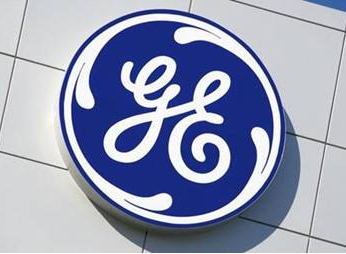 　　曾在多元化战略中腾挪多年的通用电气(GE)今春可能面临分拆命运。&nbsp;&nbsp;(图片来自网络，侵删)&nbsp;　　有消息称，GE计划最早在今年春天宣布分拆决定，200亿美元资产面临分拆的可能性较大
