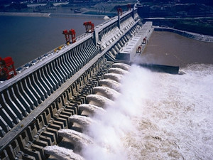                 	                    	1月25日，中国企业承建的老挝川圹省南俄4水电站正式开工建设，该项目将有助于增强老挝发电能力和改善电力配套基础设施。		中国驻老挝大使王文天表示，这是中老务实合作的又一重要项目，电力能源领域合作是打造中老经济走廊的重要内容