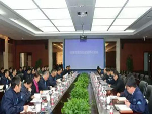                 	                    	1月30日，中国核电召开首个共享处室&mdash;设备可靠性处试运作启动会，对设备可靠性处的组建过程、职责定位、管理方式、运作机制等进行了介绍，对试运作阶段的工作进行了部署与动员，标志着中国核电共享处室的组织管理模式创新迈出重要一步，中国核电设备可靠性标准化建设进入全新阶段。		据介绍，中国核电共享处室是基于人员、技术、资源整体板块共享和效益最大化原则，服务于中国核电战略目标，为加强专业化运作、集约化经营而设置的创