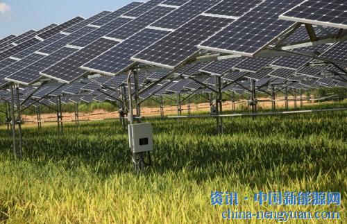                                                                                                                                                 	　　我们知道中国是个农业大国，对于如何提高农产链的发展水平，增加农民的收入，转变传统的农业生产方式一直是国家重视的事情，同时我们也知道，光伏不仅仅可以作用在屋顶上实现它的价值，随着光伏的发展，光伏+农业的致富模式也正在