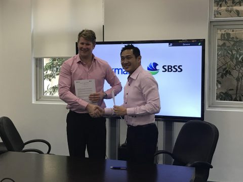             	日前，中英海底系统公司（SBSS）和英国海上风电领导者Tekmar签署了合作备忘录，互为首选合作伙伴，为中国海上风电市场提供出口和阵列间电缆保护服务。中英海底系统携手Tekmar开拓中国海上风电市场根据合作备忘录的条款，两家公司将共同推广各自在电缆保护系统和海底电缆安装方面的服务