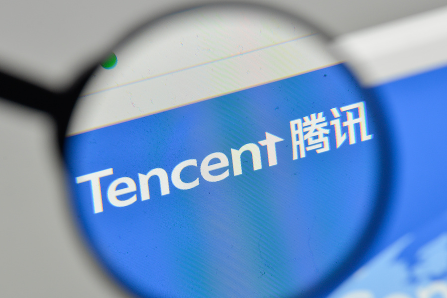             	提到安防，你会想起哪些企业？老牌厂商有大华、海康威视，创业公司有商汤旷视云从……，借着深度学习和人工智能这股科技风以及新老之争，安防市场近几年可谓热闹之极。然而，蛋糕谁都想吃，食客除了以上两类，还有实力不俗不容小觑的互联网巨头