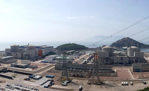                 	                    	媒体记者2月28日从福建宁德核电有限公司召开的新闻发布会上了解到，2017年，宁德核电一期四台在运机组保持安全稳定运行，多项安全和业绩指标达到世界优秀水平，全年实现上网电量284.69亿千瓦时。				据了解，宁德核电一期四台机组自2016年7月21日全部投入商业运行以来，一直保持安全稳定运行状态