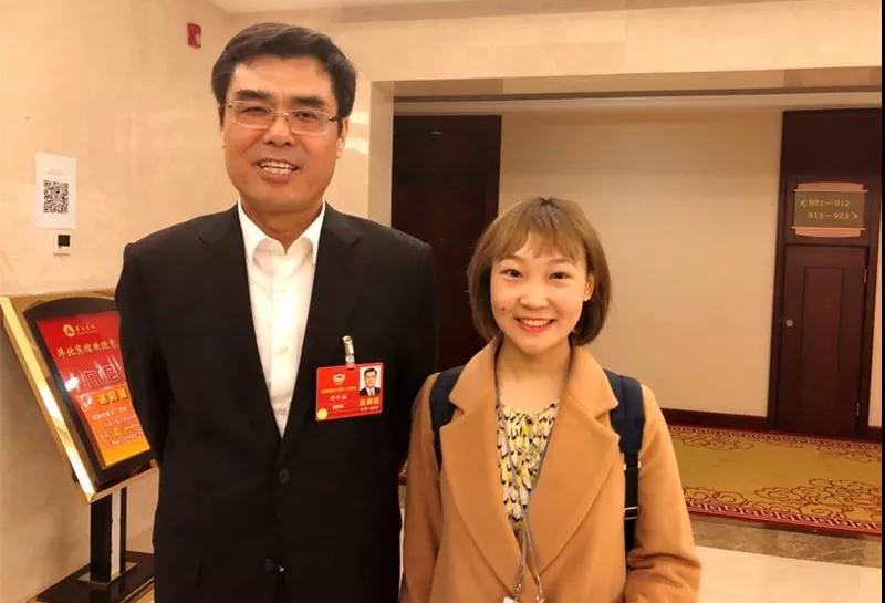             　　&nbsp;&nbsp;&nbsp;&nbsp;&nbsp; 在3月4日的政协小组讨论会现场，中国能源报上会记者采访了全国政协委员、国家电网公司董事长、党组书记舒印彪。　　舒印彪对今年电力市场现货交易、国网南网合作、清洁能源消纳等问题，提出了看法和建议