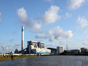                 	                    	2月26日，由中国能建浙江火电承担的全国首个离岸海岛电厂&mdash;&mdash;六横电厂1号、2号机组并网发电，标志着中国能建浙江火电圆满完成了两台百万机组的全部检修任务。		据悉，六横电厂2号机组于2月4日停机开始检修，于19日并网
