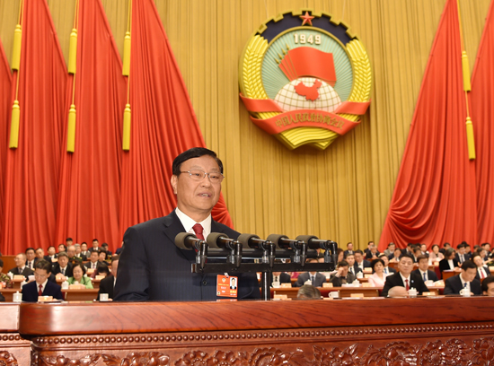                                                       　　3月8日，根据全国政协十三届一次会议的安排，全国政协委员、中国大唐集团公司董事长、党组书记陈进行在全国政协十三届一次会议第二次全体会议上作了题为《建设中国特色现代国有企业制度&nbsp; 推进国有企业公司治理现代化》的大会发言。　　政协全体会议上的发言，是党派团体和政协委员履行职责、行使民主权利的重要形式之一，是展示政协委员参政议政水平的一个重要窗口，也是党和政府迅速听取政协委员意见和