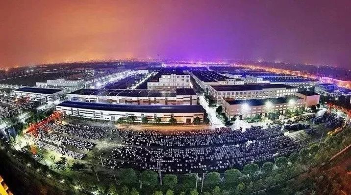                 	                    		电线电缆行业被誉为国民经济的&ldquo;动脉&rdquo;与&ldquo;神经&rdquo;。国内电缆业数量多、竞争激烈、产业集中度低、创新不足等问题一直困扰着行业的发展