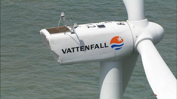                                         	　　荷兰经济部日前公布了在荷兰的北海水域2座海上风电场（2x250 MW，Hollandse Kust I and II，距离海岸线22公里）的招标结果：瑞典公司Vattenfall（&ldquo;大瀑布电力公司&rdquo;）力克挪威Statoil和德国Innogy公司赢得了该项目的建设权。荷兰政府这次招标是全球首次无补贴的海上风电项目，预计2022年并网发电