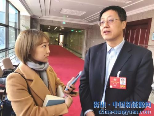                                                                                                                                                                     	武钢接受中国能源报记者董欣采访&nbsp;	　　2017年，国内新增风电吊装总容量1958万千瓦，新增并网风电装机1503万千瓦，均较前几年有所下滑。经历过爆发式增长的风电产