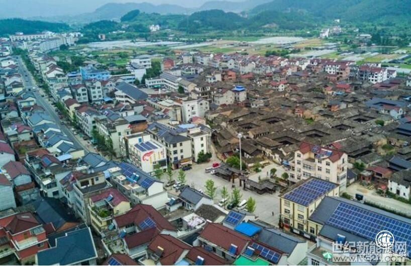 近年来，浙江省缙云县县委、县政府高度重视能源工作，把发展清洁能源作为缙云经济社会转型升级的重要抓手，大力在风、光、水等清洁能源资源上做文章、谋发展，取得了较好的成绩。先后引进并推动了国网新源控股公司投资的缙云抽水蓄能电站项目，华能新能源公司投资的缙云县风力发电项目，晶科电力、北京京能集团等公司投资的缙云农光互补电站项目等一批总投资近200亿元的重大能源项目，为缙云县的绿色发展奠定了坚实基础
