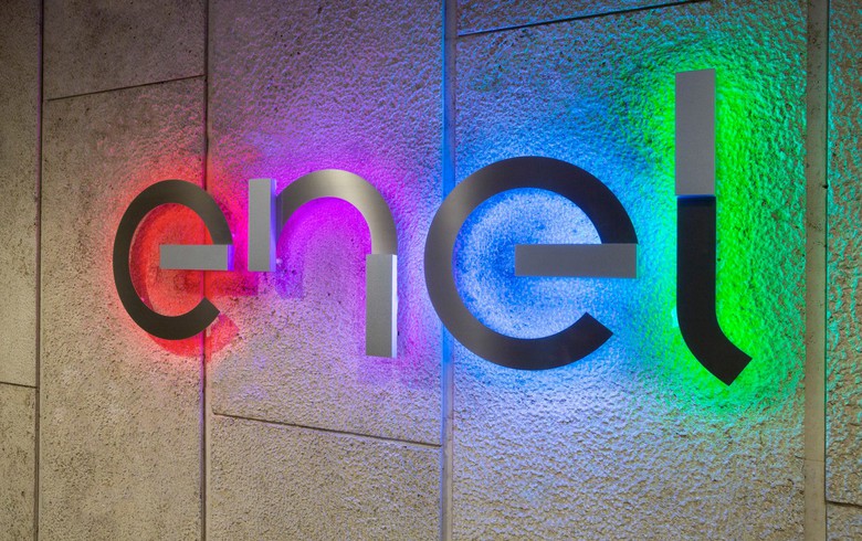	                    	【电缆网讯】日前，意大利公用事业公司意大利国家电力（Enel）宣布完成其在智利的重组。		推进集团简化 意大利国家电力完成在智利公司重组	作为Enel在智利重组的最后一个先决条件，通过公开收购要约，Enel Chile SA 将其在Enel Generacion Chile的股权比例从之前的60%增加到93.55%