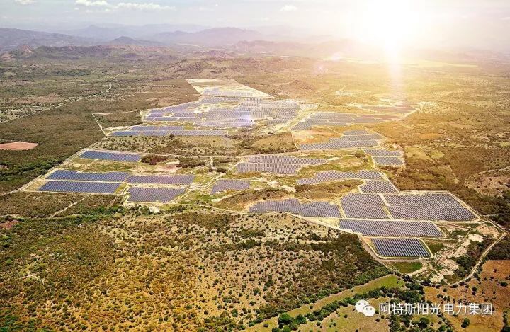　　中国能源网┃3月29日，据阿特斯阳光电力集团发布披露收购阿根廷一座总装机量97.6兆瓦的太阳能光伏电站项目。&nbsp;　　该电站项目位于阿根廷萨尔塔省卡法亚特市（Cafayate,SaltaProvince,Argentina）