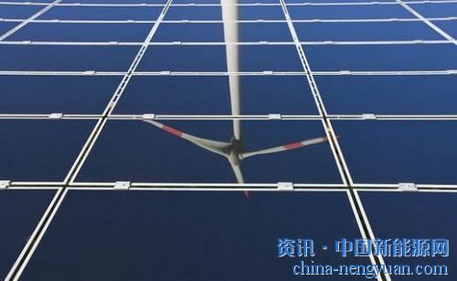 记者获悉,目前光伏行业发展态势“比较稳定”,前两个月多晶硅产量3.77万吨、增长27.2%。
组件产量和去年基本持平,1月份出口额