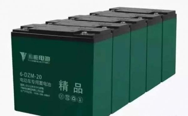 			              五一小旺季，为了提升销量，很多终端电池经销商都在大力做促销活动，价格战厮杀激烈!如此杀敌一千自损八百的情况何时能结束呢?	2017年底，《电动助力车用蓄电池，第1部分技术条件》、《电动助力蓄电池第2部分，产品品种规格》(简称电池新国标)发布，并将于2018年7月1日起正式实施。电池新国标首次引入能量密度标准，要求提高电池内核技术含金量，提升电池容量，正式规范电池行业技术水准，淘汰落后产能