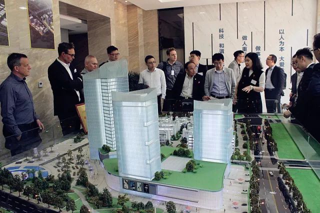 原标题：寻找下个独角兽 ——中业慧谷镇江科技产业园北欧企业项目路演暨投资洽谈会            寻找下个独角兽 中业慧谷&英诺迪克北欧企业项目路演暨投资洽谈会 4月27日，中业慧谷&英诺迪克北欧企业项目路演暨投资洽谈会在镇江科技产业园隆重召开。来自北欧的十余位教授专家、企业家与镇江市政府领导、投资机构、入园企业欢聚一堂，围绕科技与创新的主题进行了卓有成效的演讲和科技创新项目路演，共同探寻下个产业发展风口