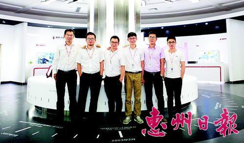 	中国储能网讯：曾几何时，进企业是众多读书不多的年轻人不得已而为之的选择。然而，在仲恺高新区，一家本土诞生、专注“做世界上最好的锂电池”的民营企业惠州亿纬锂能股份有限公司，却获得了国内外博士们的青睐，他们中不乏“海归”博士后、知名高校的博士尖子