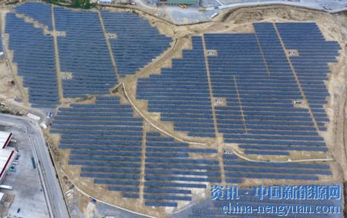                                                                                                                                                                     	　　2017年，土耳其太阳能光伏（PV）电厂的发电量约为186万兆瓦时，比上年同期增长177％。	　　根据能源市场管理局（EMRA）的能源统计数据，该国已安装的太阳能光伏发电