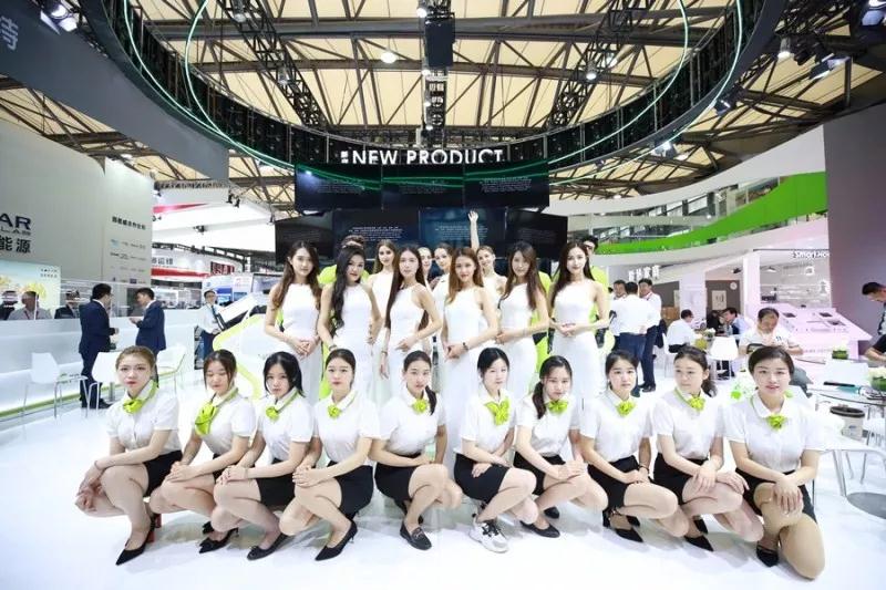 　　中国能源网|人潮涌动、热闹非凡！5月28日，全球最具影响力的光伏盛会SNEC于上海新国际博览中心盛大开幕。古瑞瓦特新品发布会还未开始，500平方米展区便聚集200余人驻足参观、提问交流