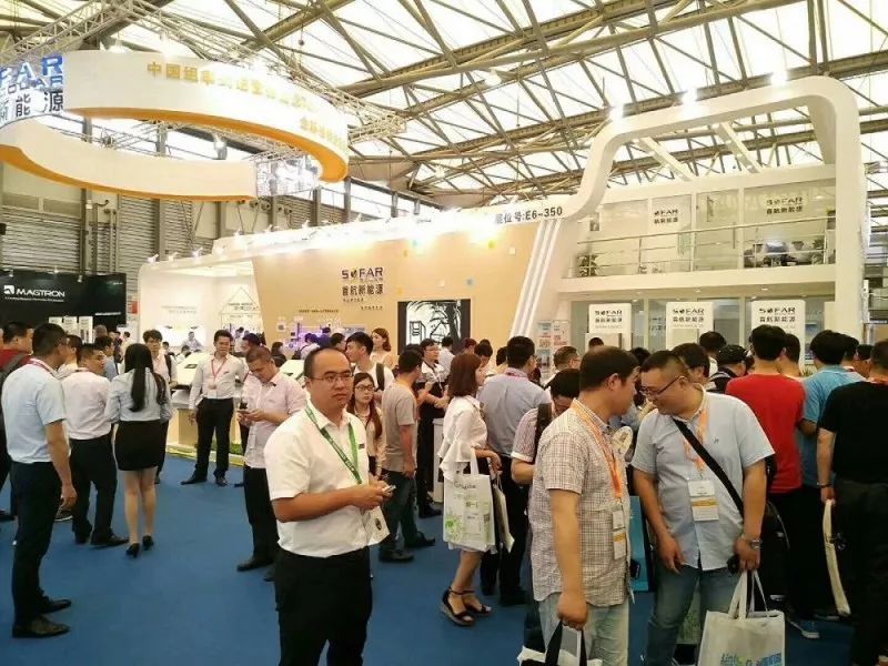 原标题：艺术与科技引爆光伏展：首航新能源用未来能源方式展示科技智慧            5月28-30日，备受瞩目的光伏行业SNEC在上海上海新国际博览中心盛大开幕。首航新能源作为中国组串式逆变器TOP5，中国优秀逆变器供应商，全球储能逆变器的领航者，携带行业领先的科研成果盛装亮相，再次刷新了首航品牌高度，成为整个行业备受关注的焦点
