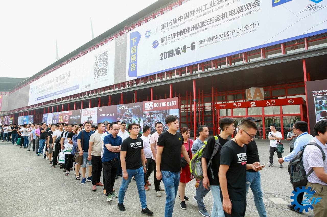 　　【中国仪表网 仪表展会】由中国机械工程学会、河南省工业经济联合会、海名国际会展集团主办，郑州海名汇博会展策划有限公司承办的第14届中国郑州工业装备博览会(以下简称&ldquo;郑州工博会&rdquo;&ldquo;ZIF&rdquo;)于6月3日下午圆满闭幕。本届展会展览面积6万平方米，1000家知名展商同台竞技，品牌展商占比68%，三天总参观人数58356人，展会规模、现场成交量再创历史新高，名副其实的成为中西部第一工业大展！&nbsp;　　国内外知名企业汇聚，助力中部装备制造业转型发展&nbsp;