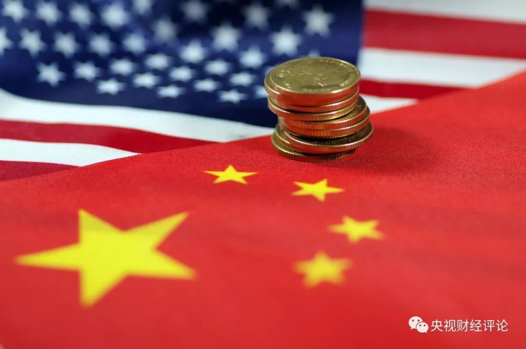 原标题：中美经贸怎么走系列评论之二——新成果  如何让两国百姓更有感？            央视财经评论系列评论之二——中美经贸怎么走？ 今日关注：新成果 如何让两国百姓更有感？ 6月2日-3日，中共中央政治局委员、国务院副总理、中美全面经济对话中方牵头人刘鹤带领中方团队与美国商务部长罗斯带领的美方团队在北京钓鱼台国宾馆就两国经贸问题进行了磋商。6月3日，中方就此轮经贸磋商发表声明指出，双方就落实两国在华盛顿的共识，在农业、能源等多个领域进行了良好沟通，取得了积极的进展