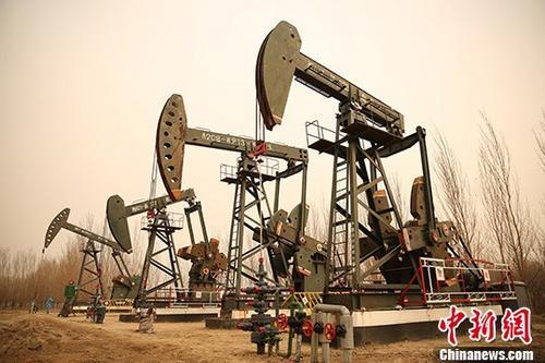原标题：经济观察：扩大进口利好中国能源发展“多条腿走路”            　　中新社北京6月4日电 (记者 王恩博)中国正采取措施全面扩大进口，能源是其中重要领域。此间专家认为，扩大进口有助中国能源发展实现“多条腿走路”，从而满足人民群众日益增长的美好生活需要，促进经济高质量发展
