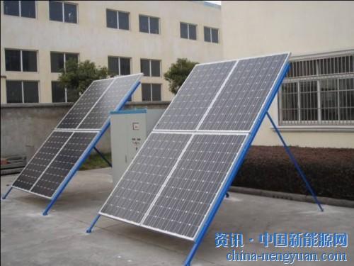 日前,中国突然的政策转变后,IHSMarkit已将2018年的全球光伏装机量预测从113GW下调至105GW。
IHSMarkit预计,全球的加速需求将部