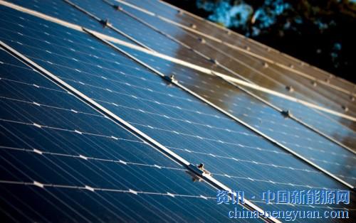                                                                                                                                                                     	　　贸易机构SolarPower欧洲的报告：预计今年的太阳能发电装置将跨越100GW的门槛，预计到2022年将增加621.7GW的太阳能发电量。	　　SolarPower欧洲