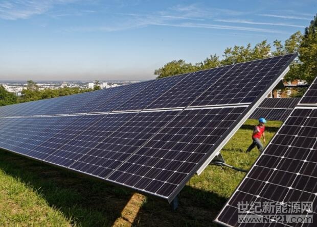 全球太阳能光伏发电系统安装量在短短几年内快速增加,但太阳能板有其寿命,年限一到将会产生数以万吨的退役潮。如何妥善回收太阳能板将会是各国大挑战,因此为解决难题,法国环保公司Veolia在当地打造欧洲第一座太阳能板的专门回收厂