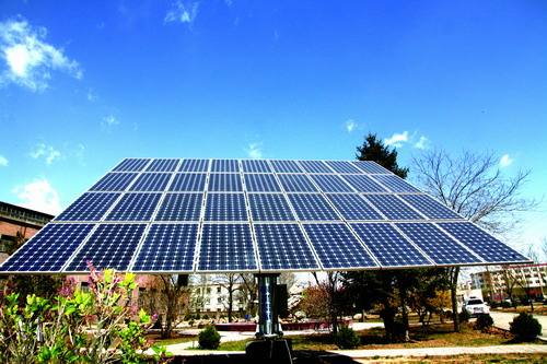 第三批领跑者基地总计5GW，国电投获得1.645GW建设指标，占比高达32.9%。其中，寿阳获100MW、海兴获245MW、宝应获100MW、泗洪获100MW