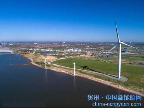                                                                                                                                                                     	　　当前风电产业正处于发展的&ldquo;十字路口&rdquo;，分布式风电被认为是撬动产业下一轮爆发的&ldquo;蓝海&rdquo;。今年以来，一系列政策红利试图带动分布式风