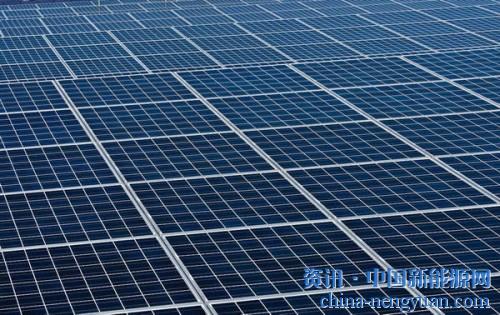                                                                                                                                                                     	　　7月17日早间，路透社报道称，印度贸易部7月16日在向政府提交的一份报告中建议，对从中国和马来西亚进口的太阳能电池和模块征收25%的关税，为期一年，以抵抗其认为的对印度本国太