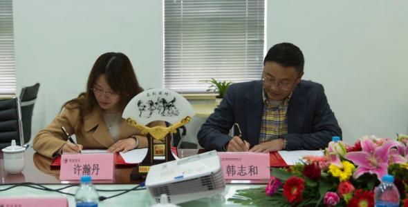 原标题：晖保智能知识产权保护 博阳新能涉嫌不正当竞争            晖保智能科技（上海）有限公司原总经理助理张某（身份证号：2109021979XXXX2025）从2011年12月份入职到2017年6月份离职进入上海博阳新能源科技股份有限公司（股票代码：870107），违反竞业禁止协议和保密协议，博阳新能涉嫌不正当竞争及侵犯商业秘密，本公司保留追溯博张姝本人和博阳新能的合法权利。  晖保智能科技（上海）有限公司原工程部总监魏XX（身份证号：1424271981XXXX5710）从2014年9月份入