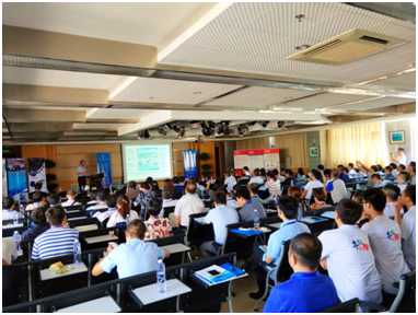 　　【中国仪表网 仪表会议】由中国仪器仪表学会主办，中国科学院新疆理化技术研究所及爆炸物安全科学自治区重点实验室承办，新疆自治区科协、新疆物理学会及中科院青年创新促进会新疆理化所小组协办，上海新漫传感技术研究发展有限公司、赛默飞世尔科技(中国)有限公司及华信中安(北京)智能科技发展有限公司赞助的&ldquo;2018年度危爆品痕量检测技术学术研讨会&rdquo;于7月20日-21日在新疆理化所成功召开！来自全国各地的110余名危爆品痕量检测领域的专家学者齐聚一堂，共同探讨痕量检测领域出现的新方法、新技术、