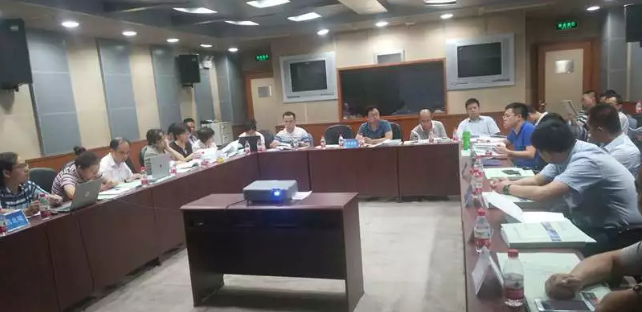 　　7月31日，中电建甘肃玉门100MW塔式光热发电项目可行性研究报告评审会议在北京顺利召开。该项目可行性研究报告的编制单位为中国电建集团西北勘测设计研究院有限公司（以下简称“西勘院”）