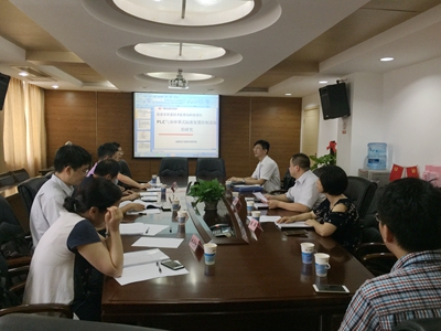 　　【中国仪表网 仪表研发】气体流量计是在现如今的发展时代占据优势的比较大的一种仪表，在流量计的行列中，气体流量计的使用频率很高。&nbsp;&nbsp;图片来自福建省计量科学研究院&nbsp;　　国家石油天然气大流量计量站于20世纪80年代从美国仪表公司引进的10m3钟罩式气体流量标准，其复现的流量范围为(10～1500)m3/h，不确定度为0.1%，是目前国内准确度等级最高的钟罩式气体流量标准，经国家质检总局授权，承担着全国天然气标准表的检定任务