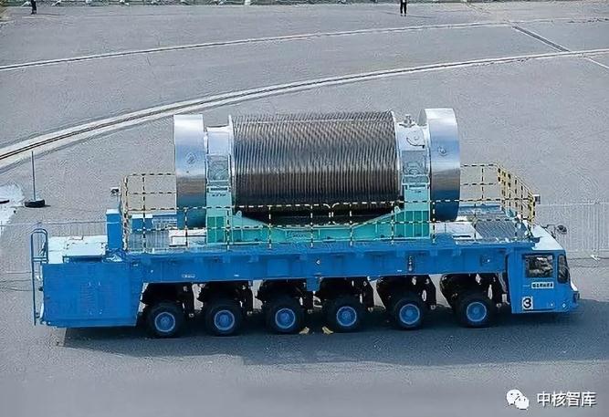 　　美国伊利诺斯州马赛附近的拉萨尔郡核电站的所有者希望将20.4 kg重的高放射性核燃料棒装入一个24吨重、防护严密的运输容器中，然后经密歇根州运往位于加拿大的一个测试设施。&nbsp;　　该公司已向美国核管会申请批准通往密歇根州休伦港的公路路线