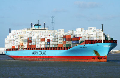 	                    	【电缆网讯】总部位于丹麦的AP Moller-Maersk（以下简称为&ldquo;马士基&rdquo;）是全球最大的航运公司的所有者，已决定旗下钻井业务独立上市，这也标志着其向能源行业全面退出的最新举措。		据彭博社报道，通过此举，马士基正在努力将自己变成一家纯粹的运输公司，并表示该决定将于明年某个时候生效