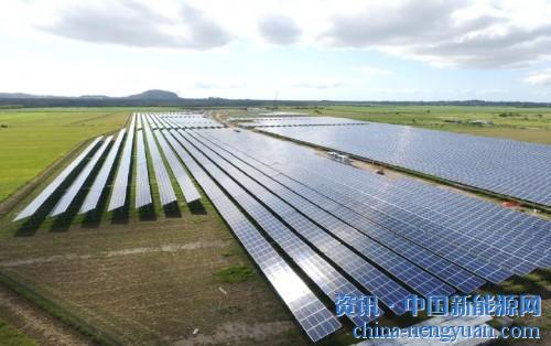                                                                                                                                                                     	　　中国光伏（PV）产品制造商天合光能有限公司已与泰国的Banpu Power Public Co Ltd（BKK：BPP）合作，在日本开始建设29兆瓦的太阳能电站。	　　该